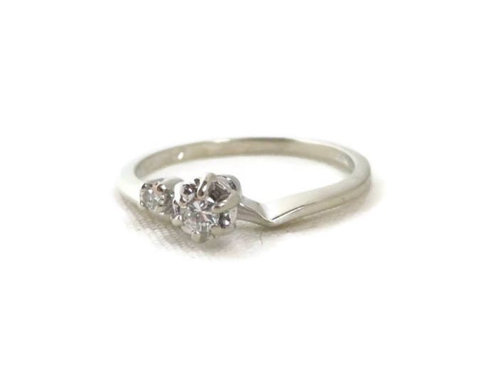 14K White Gold Diamond Ring, Vintage Engagement Ring, 0.14 Carat, Size 7