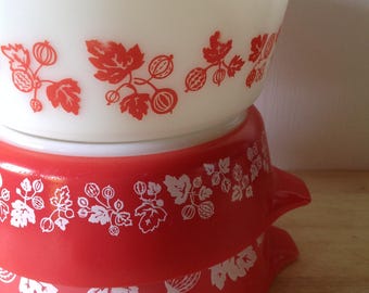 1960s-Vintage JAJ Pyrex Junior Space Saver Dishes- one original lids - Red Gooseberry- Rare- Back in Stock