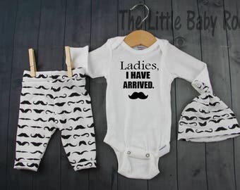 Baby Boy Coming Home Outfit,Ladies I have arrived,Mustache,Personalize Onesies,Baby Shower Boy Gift,Black White Leggings,Baby Hat,Newborn Go