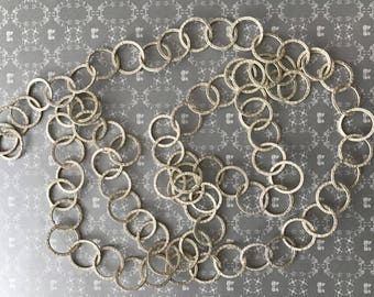 95cm silver toned chain matte white 15mm ring
