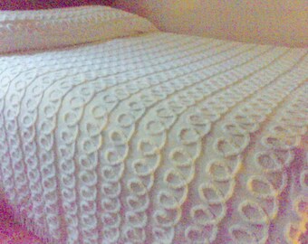 Vintage Chenille Bedspread, White, 100x114, 100 % cotton, Queen size, vintage bedding