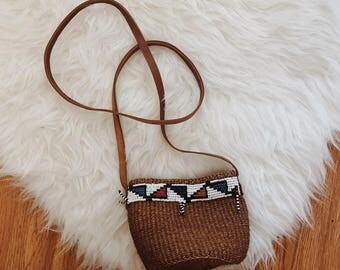Small woven straw bag | small Southwestern beaded bag | small woven straw bag | woven straw purse | sisal bag | sisal purse | small bead bag