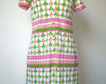 60s dress; polyester dress; original flower print dress from the 60s.