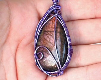 Purple Labradorite Wire Wrapped Pendant/Labradorite Handcrafted Jewelry/Birthday Gift/Anniversary Gift