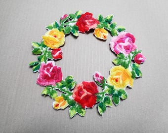 Vintage Floral Wool Applique Sew on Flower Patch Pink Yellow Red Green Sewing Applique Home Craft Art Decor Circle of Flowers
