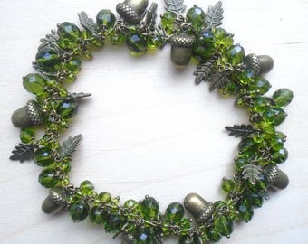 Oak Acorn Woodland Celtic Celtique Emerald Green Elven Forest autumn leaves charm glass shiny fairy boho hippies bracelet