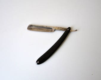 French cut throat razor Perle des Orients Jeannot St Quentin / vintage barber accessories and tools.