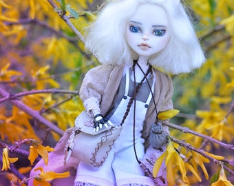 Monster High OOAK custom doll repaint Catrine DeMew "Sylva"