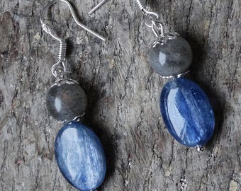 Seeds of kyanite and labradorite beads on 925 Sterling Silver earrings