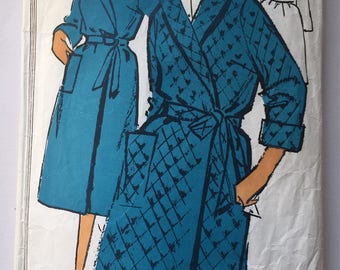 Fabulous 60's french vintage sewing pattern - "Patrons Favoris et Parisiens 10463" woman shirt nightgown underwear size 44/size 16