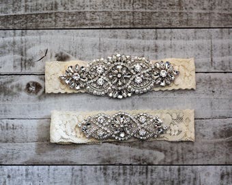SALE Lace Wedding Garter Set, bridal garter set, vintage rhinestones, pearl and rhinestone garter set