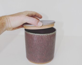 ceramic vessel, ceramic tea jar, ceramic jar, lidded vessel, lidded jar, ceramic lidded vessel