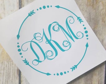 Arrow Framed Monogram Decal, Arrow Decal with Initials, Round Initials Decal, Personalized Decal, Arrows with Initials, Monogram Sticker
