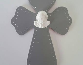 cross cut "Mathilde" in the medium 3 mm and hand painted.