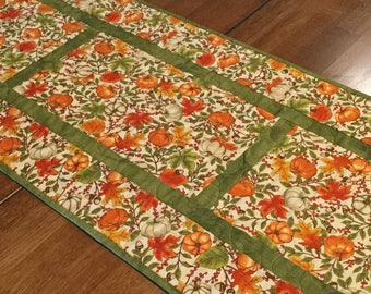 Fall Pumpkin Table Runner, Quilted Fall Runner, Quilted Table Runner, Thanksgiving Table Runner, Fall Table Decor, Autumn Runner, Fall Quilt