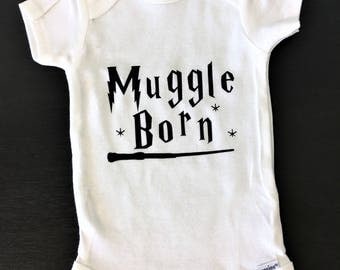 Harry Potter, Muggle Born Onesie / Harry Potter Baby / Gerber Onesie / Baby Clothes / Wizard Witch / Wizarding World / Muggle / Bodysuit