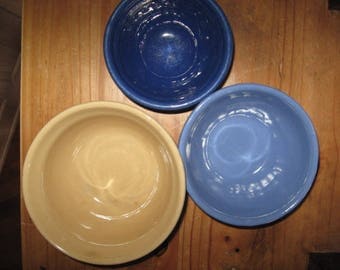 Monmouth Pottery nestig bowls 1940's