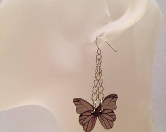 Butterfly earrings beige wood