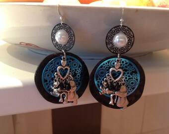Earrings fancy blue and black