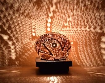 Metroplis No 4, graphic ambiance carved white coconut table lamp