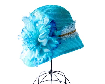 Straw Cloche Hat Women Turquoise Aqua Blue Caribbean Blue Wedding Flapper Hat Straw Hat Summer Hat Spring Hat Tropical Blue Handmade Flower