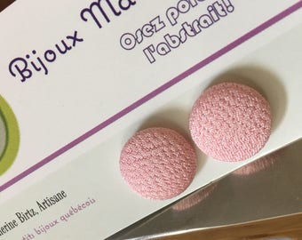 Boucles d'oreilles tissu rose pastel , pink , earrings , acier chirugical , hyppoallergene