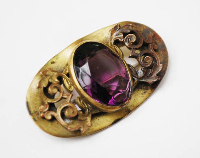 Victorian Bar Brooch -Purple Amethyst Glass - Gold filled - c-clasp - filigree leaf design