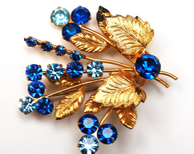 Rhinestone Flower Brooch - Blue Crystal - Floral Spray pin -Vintage rhinestone pin