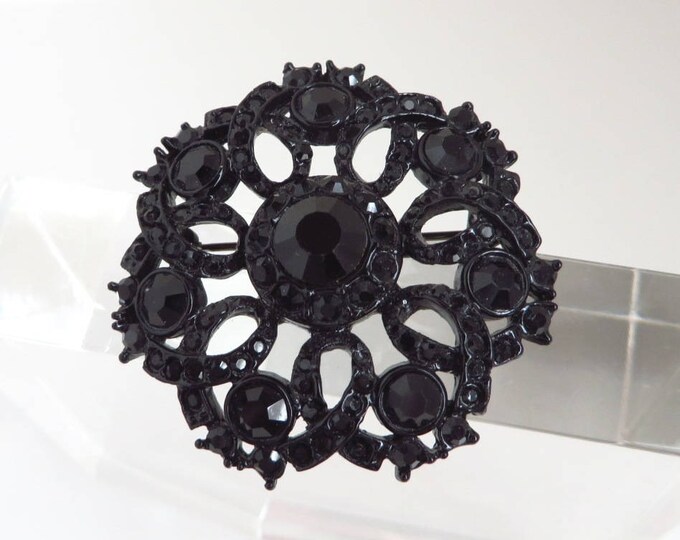 Vintage Black Glass Mourning Brooch | 1960s Floral Wreath Faceted Glass Pin