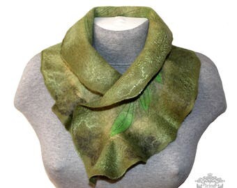 green felted scarf ruffled neck wrap scarf felted Victorian collar merino wool scarf boa woman wool scarf Mother gift Christmas July Sale