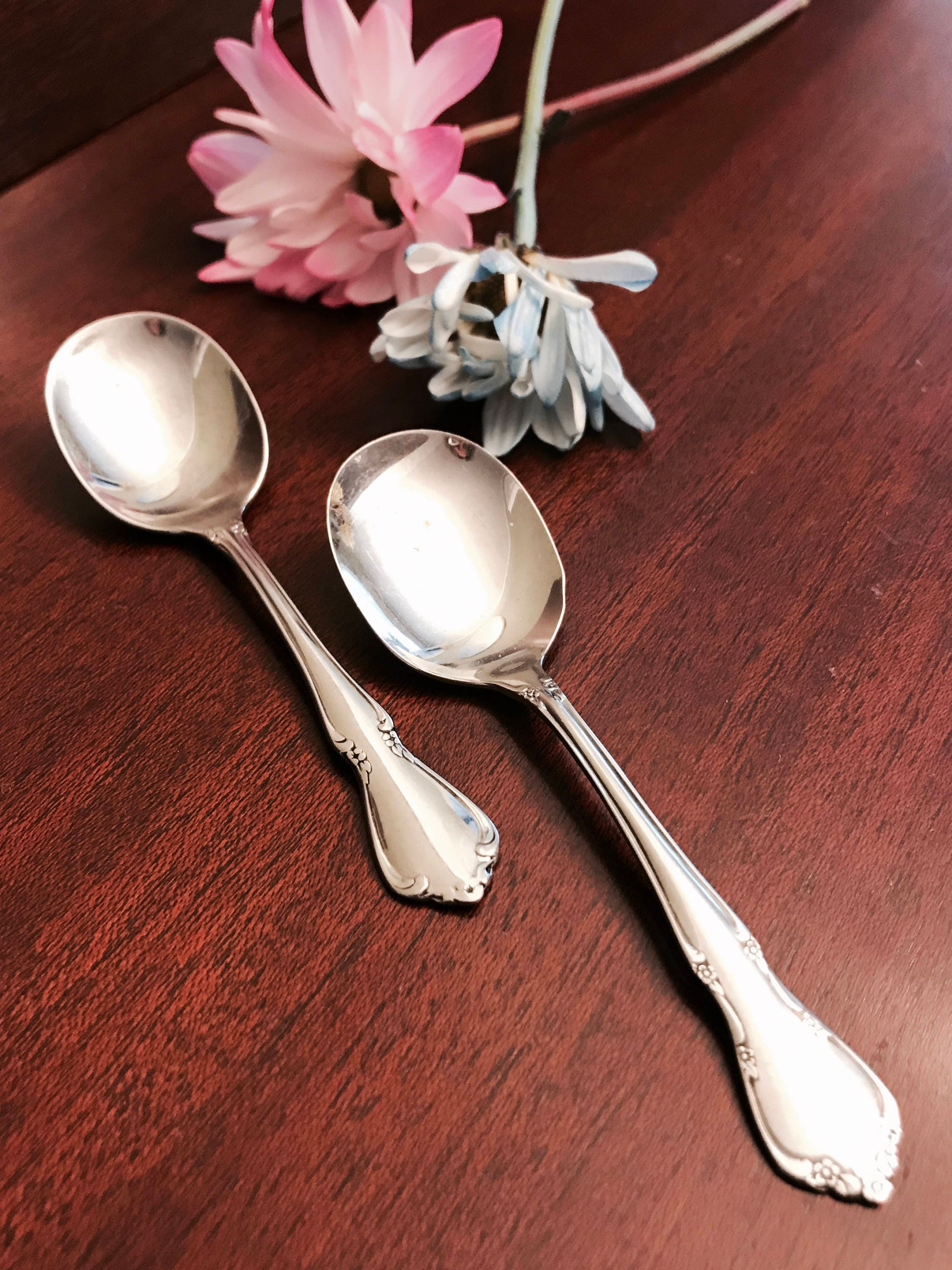 Oneida Toddletime Baby Spoons, Chatelaine Stainless ONEIDA , Stainless