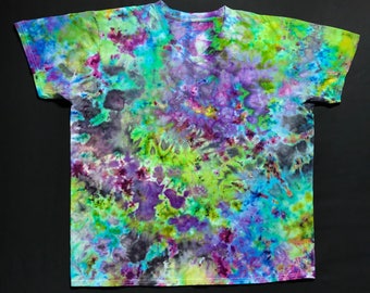 vneck tie dye shirt