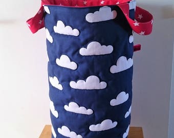 Storage basket, large toy bag, basket, laundry or stuffed animals, tray for child's room. Red and blue