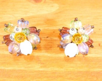 Vintage multicolor cluster bead earrings