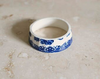 StayGoldMaryRose - Darling larger fit vintage royal blue willow pattern tea cup stacking bracelet.