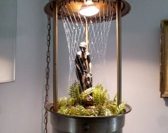 Vintage Large Mid-Century Venus Goddess Hanging Rain Lamp in Excellent Working Condition