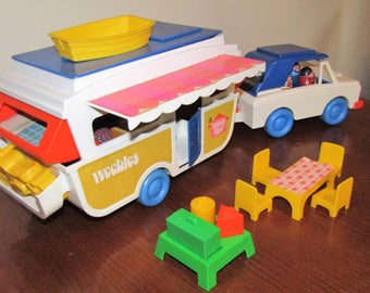 Vintage WEEBLES Romper Room Car and Pop-Up Camper-1972