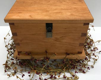 Wood Keepsake Box Cherry Memory Memorial Jewelry Lock Wood Keepsake Box Cherry Memory Memorial Jewelry Lock