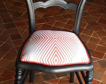 Restored antique chair "deco" with Small cake.