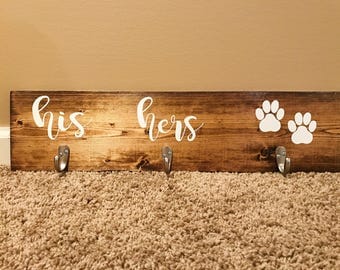 His, Hers & Dog / Entryway Key Hooks / Leash and Collar Holder / Entryway Sign / Pawprint / Dog / Pawprint