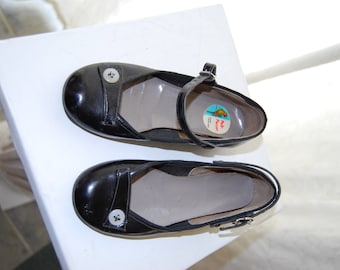 Vintage Poll-Parrot Child's Girl's Black Mary Janes