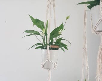 Macrame plant hanger, plant hanging, macrame, plants, plant pot, plant hanger, bohemian plant hanger, macrame plant hanging, bohemian, decor