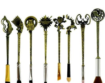 8pc unique make up brushes set Game of Thrones inspired "Winter is coming" King's Hand/ badge/ Fish / lion / the sun Makeup / cosmetic brush
