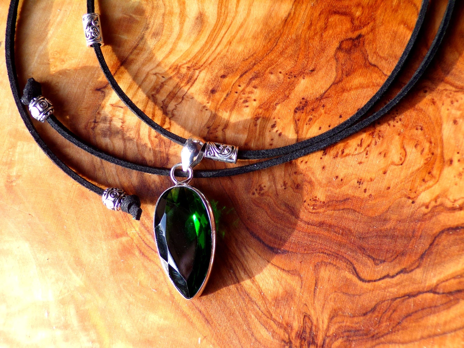 collier ras de cou origine collier ras de cou origine