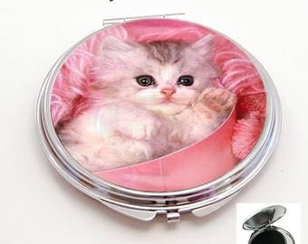 resin cabochon, pretty little kitten, Pocket mirror