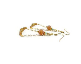 Minimalist earrings triangle and agate rust
