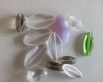 Set of 10 transparent glass beads