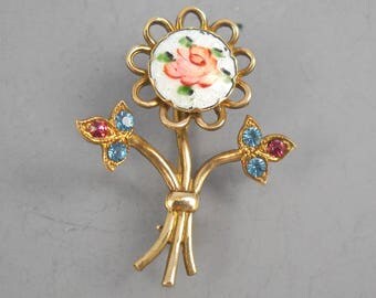 Single Flower Gold Tone Shaped Enamel and Rhinestone Lapel Pin Vintage