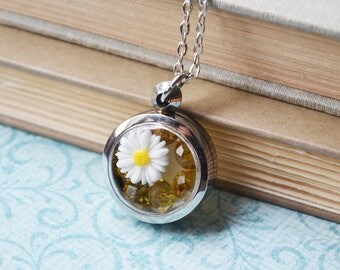 White Daisy Terrarium Necklace