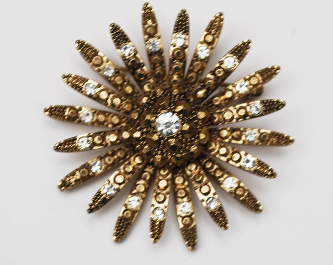 Gold Rhinestone Flower Brooch - Mid Century - Clear rhinestone - Gold metal - Starburst - Atomic Pin